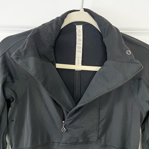 Lulu lemon running zip up jacket/sweater - Picture 6 of 7